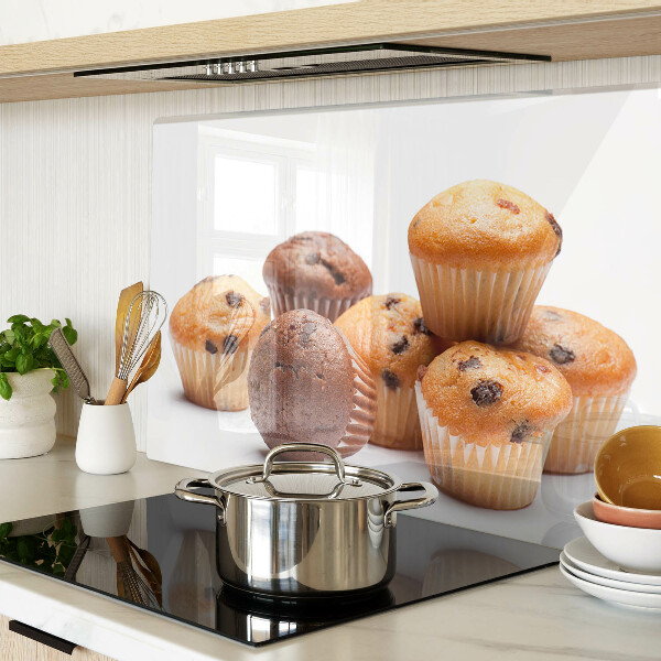 Schneidebrett Schokoladen- und Vanillemuffins