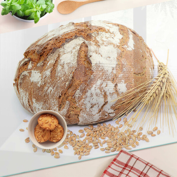 Schneidebrett Brot und Getreide