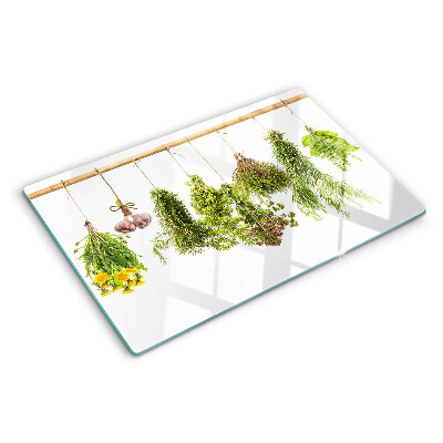 Schneidebrett Kräuter in hängenden Bündeln