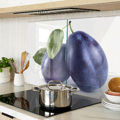 Schneidebrett Pflaumen mit Blättern