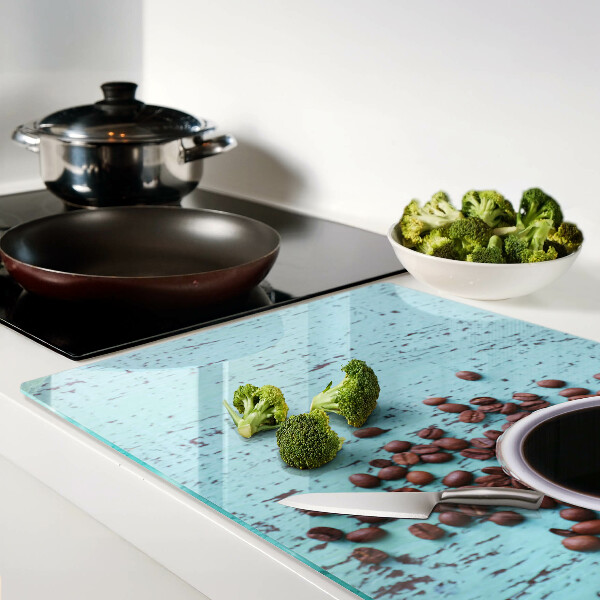 Schneidebrett glas Kaffee und Kaffeebohnen