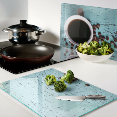 Schneidebrett glas Kaffee und Kaffeebohnen