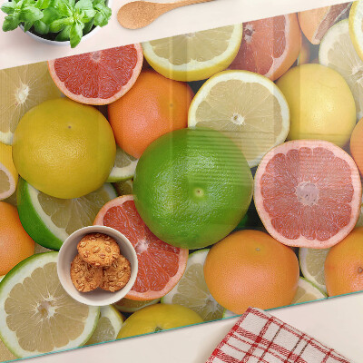 Schneidebrett Zitrusfrüchte in verschiedenen Farben