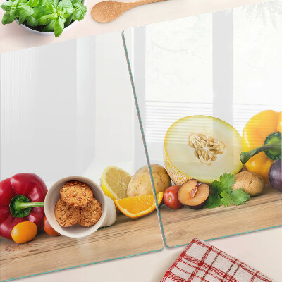 Schneidebrett mit Aufdruck: Obst auf einem Brett