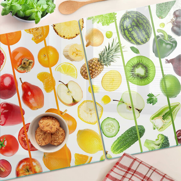 Schneidebrett Glas mit einem Motiv aus Obst und Gemüse in Regenbogenfarben