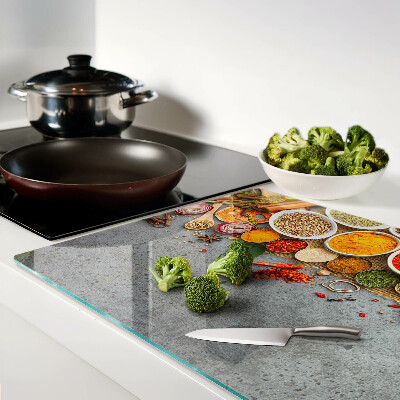 Glas schneidebrett Gewürze und Kräuter