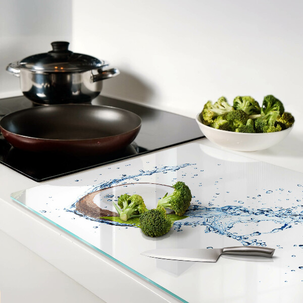 Glas Schneidebrett mit Kokosnussmotiv sowie Wasser- und Minzdekoration