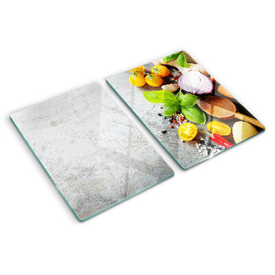 Schneidebrett Küchenzutaten und Kräuter