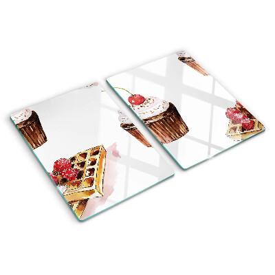 Schneidebrett Waffeln und Cupcakes mit Kirschen