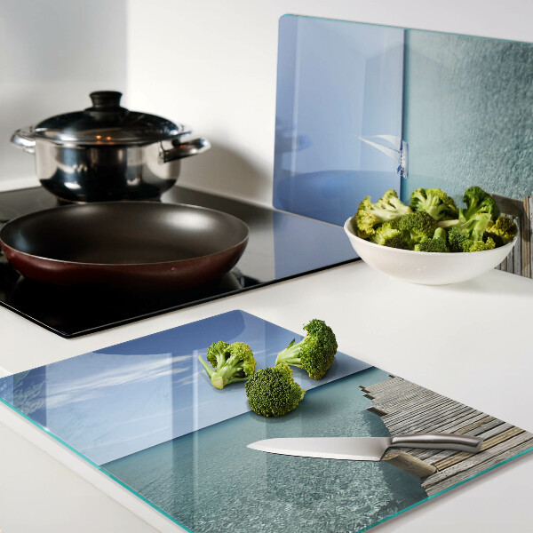 Schneidebrett Pier über dem türkisfarbenen Meer