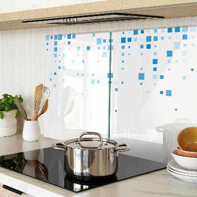 Glas-Schneidebrett mit blauem Quadratmuster auf weißem Hintergrund