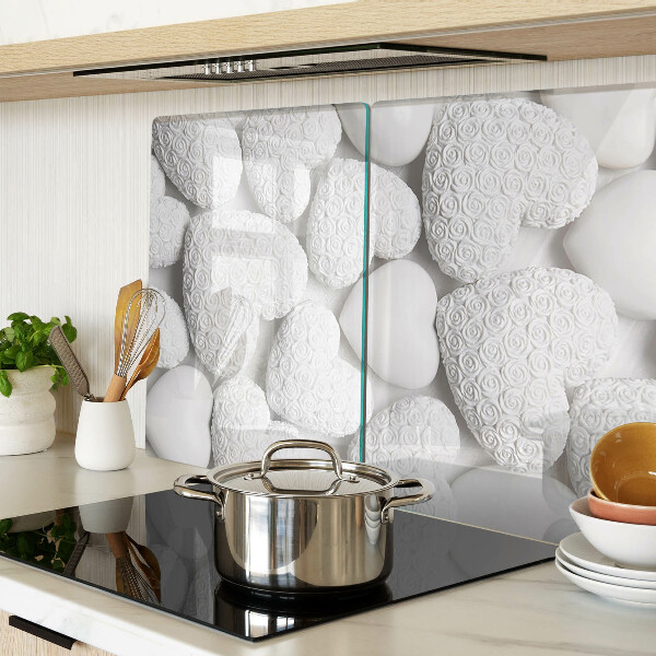 Schneidebrett Glas mit weißem Herzmotiv