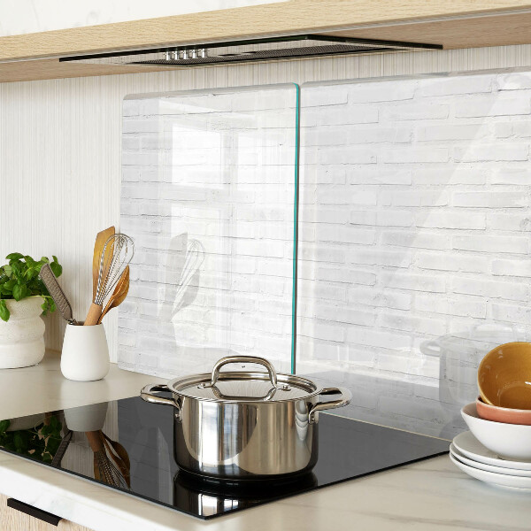 Schneidebrett Backsteinmauer im minimalistischen Stil