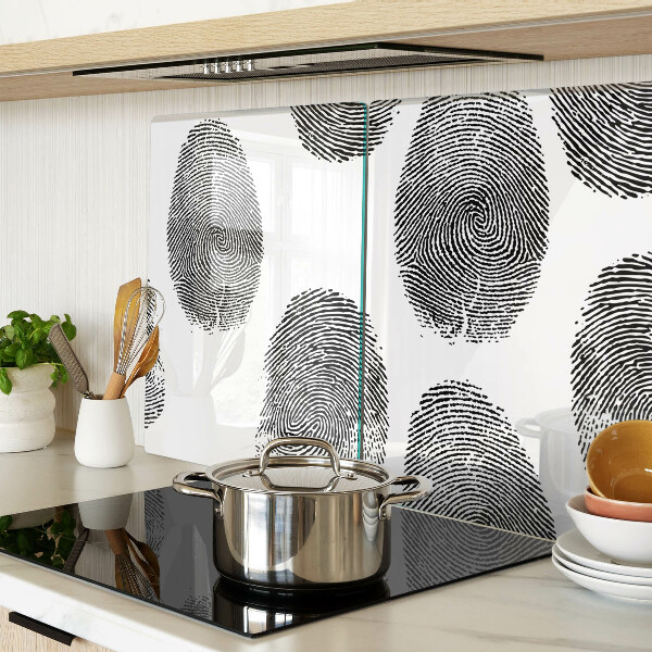 Schneidebrett mit Fingerabdruck-Motiv