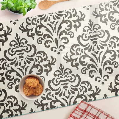 Schneidebrett mit Pflanzenmuster im Barockstil