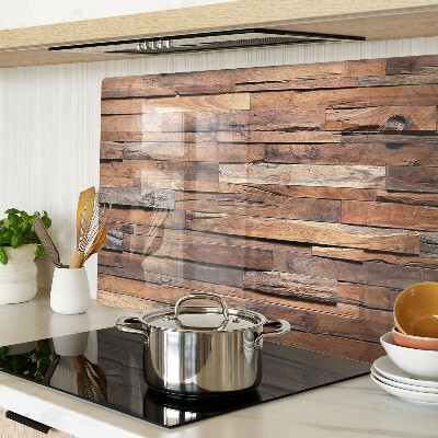 Schneidebrett aus Holz im rustikalen Stil