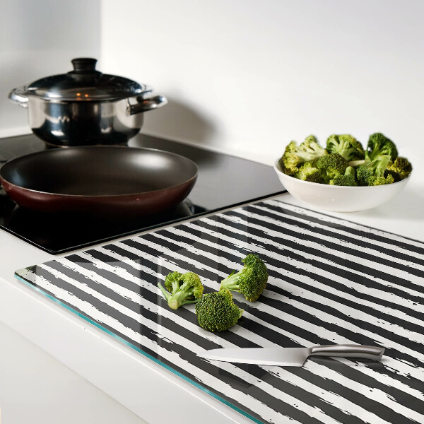 Schneidebrett mit Streifen im Graffiti‑Stil