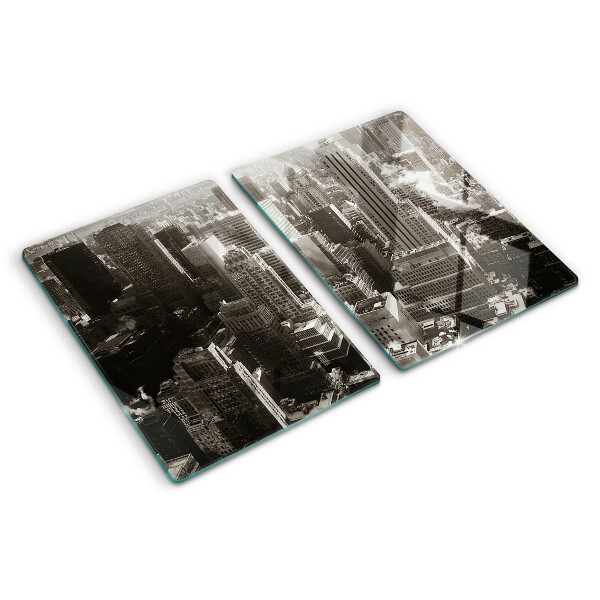 Glas schneidebrett Panorama der Stadt in Schwarz-Weiß-Tönen