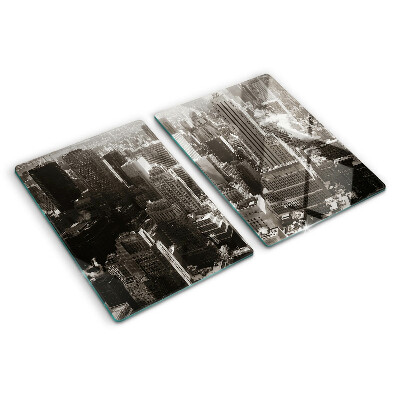 Glas schneidebrett Panorama der Stadt in Schwarz-Weiß-Tönen