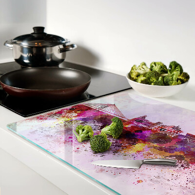 Schneidebrett mit einem Aquarellmotiv einer Stadt