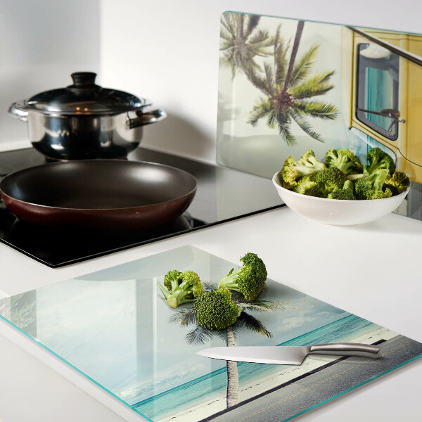 Glas-Schneidebrett mit Motiv Strand, Palmen und Auto