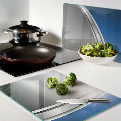 Schneidebrett Glas mit Metalleffekt und blauen Akzenten