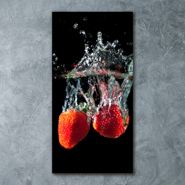 Bild auf Acrylglas vertikal Erdbeeren unter Wasser
