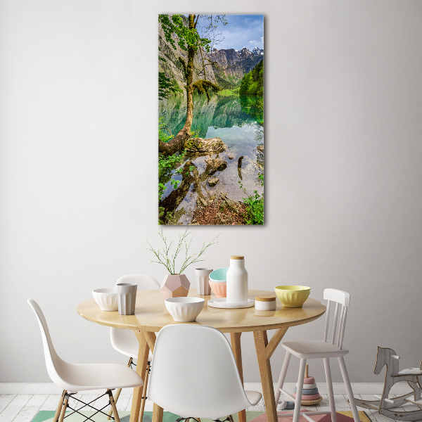 Bild aus glas vertikales See in den Bergen