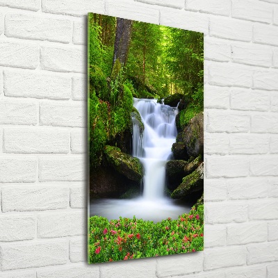 Glasbild vertikales Wasserfall im Wald