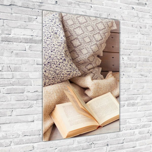 Glasbild vertikales Entspannung mit einem Buch