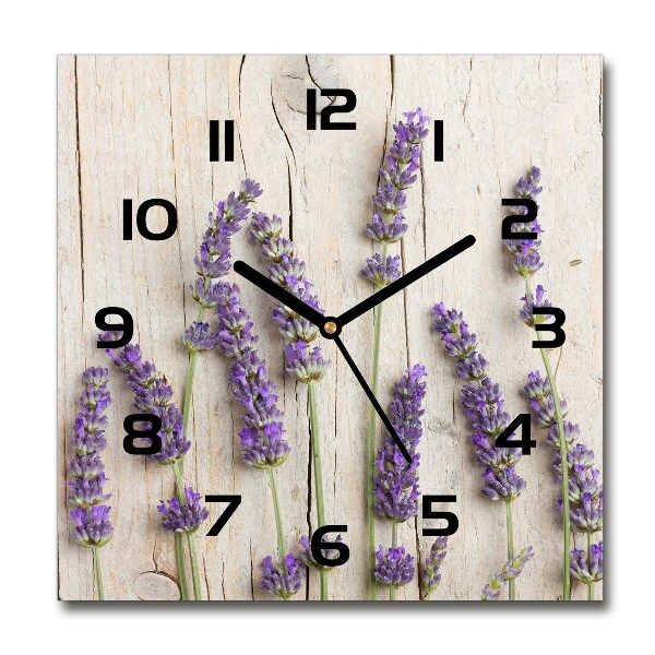 Wanduhr modern quadratisch Lavendel auf Holz
