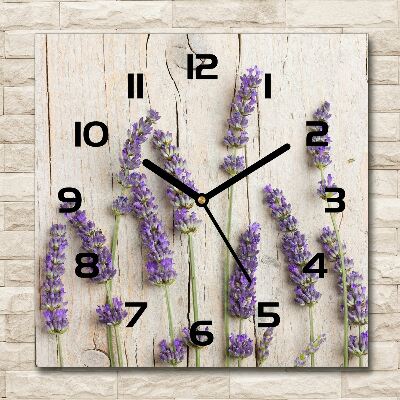 Wanduhr modern quadratisch Lavendel auf Holz