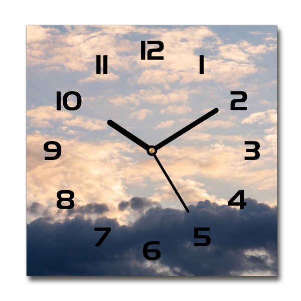 Wanduhr modern quadratisch Wolken am Himmel