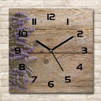 Wanduhr modern quadratisch Lavendel auf Holz