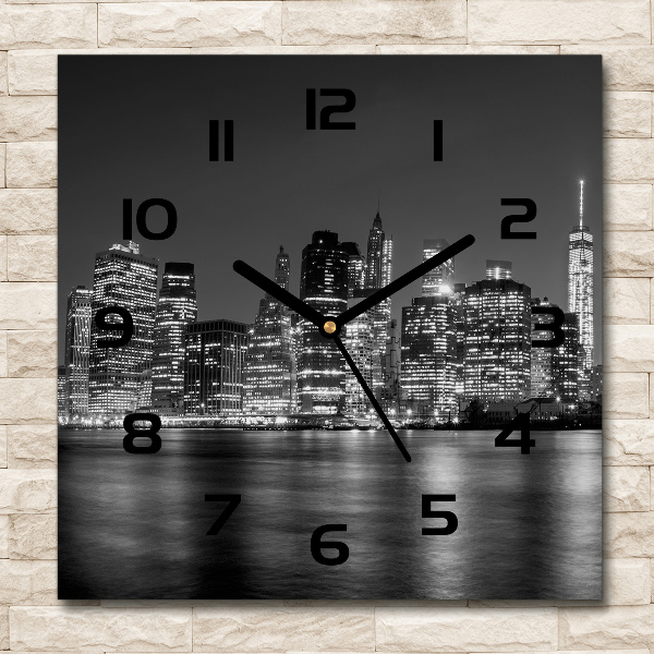 Wanduhr modern quadratisch Manhattan bei Nacht