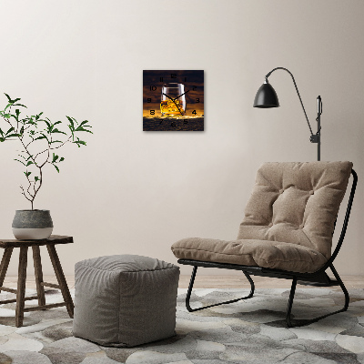 Wanduhr quadratisch Bourbon im Glas