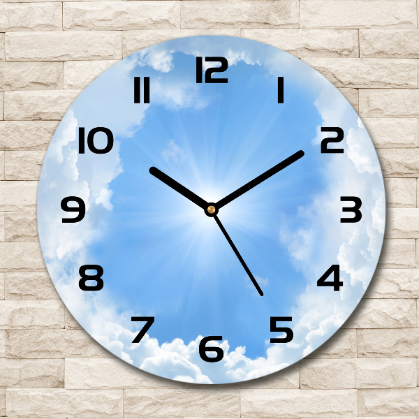 Wanduhr glas rund Wolken am Himmel