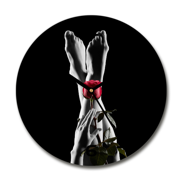 Wanduhr rund Rose und Füße