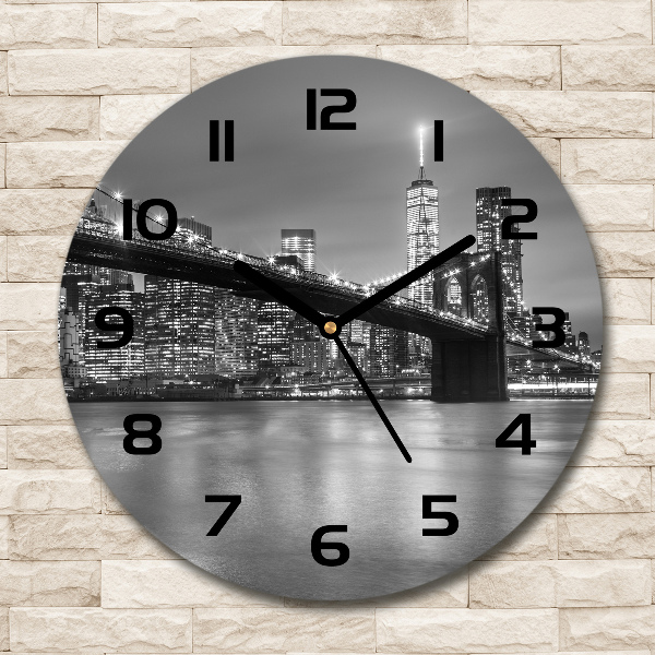 Wanduhr glas rund New York bei Nacht