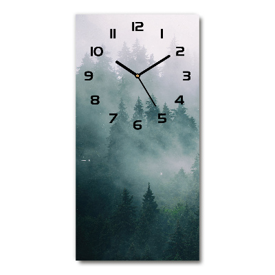 Moderne wanduhr Nebel über dem Wald