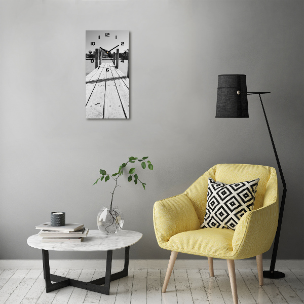 Moderne wanduhr Holzsteg