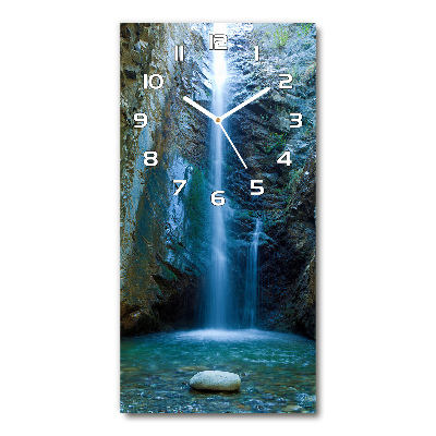 Vertikale Uhr Wasserfall