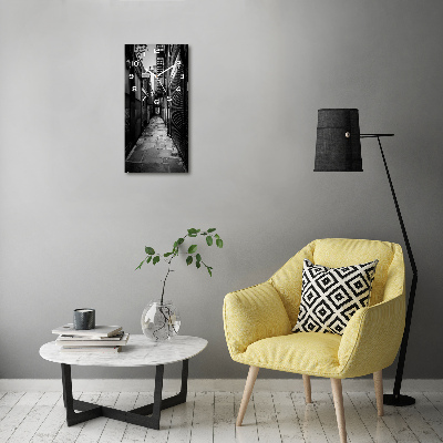 Vertikale Uhr Stadtstraßen