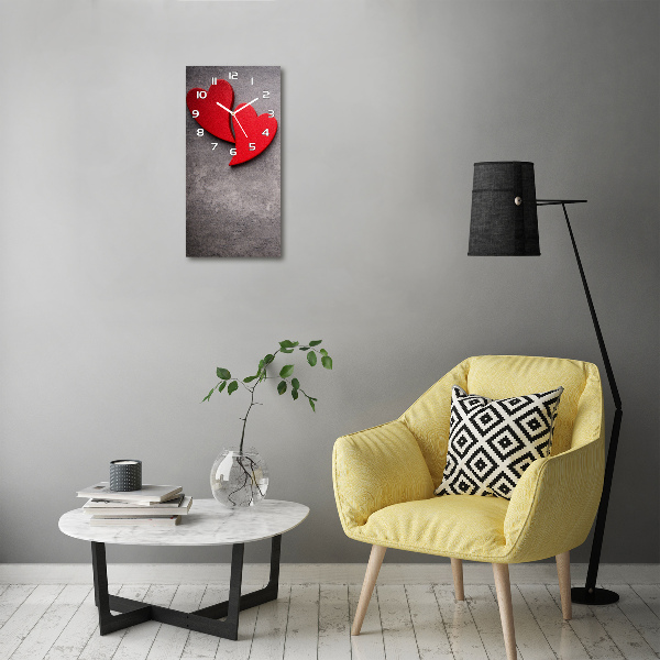 Vertikale Uhr Rote Herzen