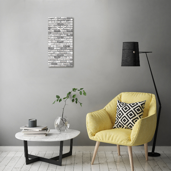 Vertikale Uhr Ziegelmauer