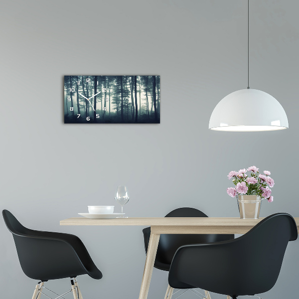 Moderne wanduhr Wald im Nebel