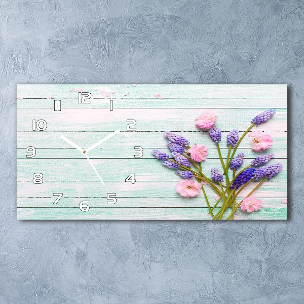 Glasuhr Lavendel auf Holz