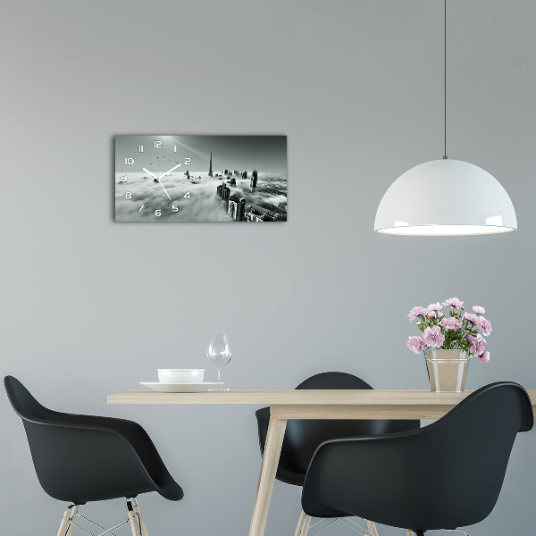 Moderne wanduhr Nebel über Dubai