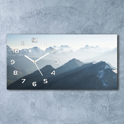 Horizontale Uhr Berggipfel