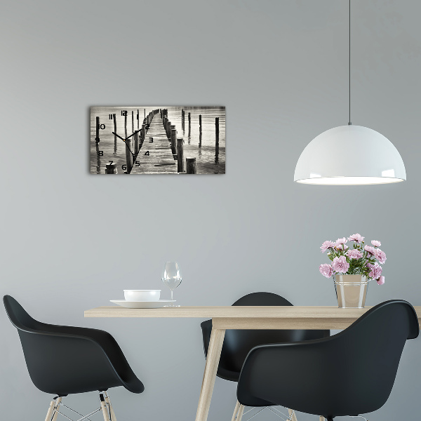 Horizontale Uhr Holzsteg